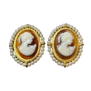 Vintage Cameo Gold Tone Oval Clip Earrings With Faux Pearls
